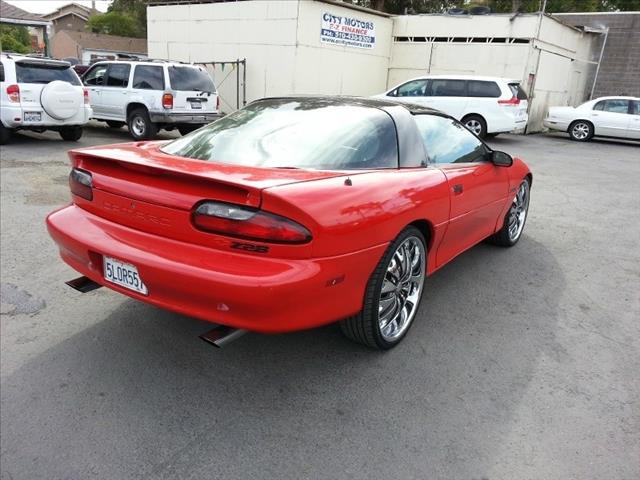 Chevrolet Camaro 1995 photo 2