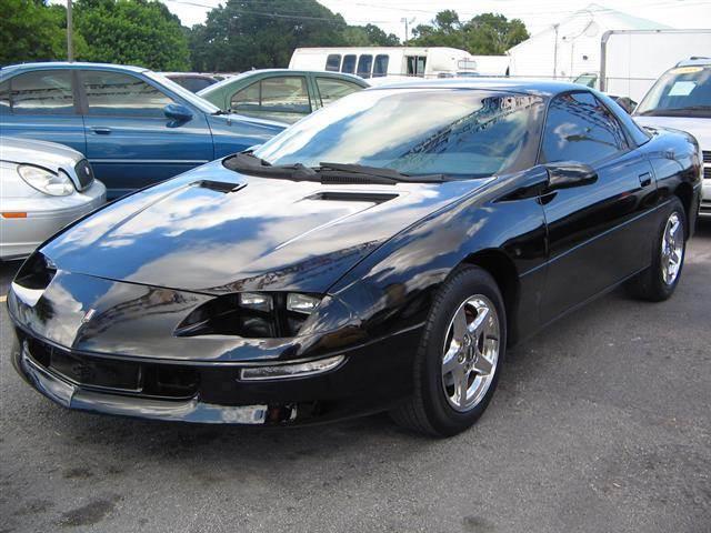 Chevrolet Camaro 1995 photo 1