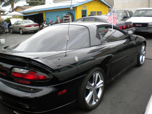 Chevrolet Camaro 1995 photo 4