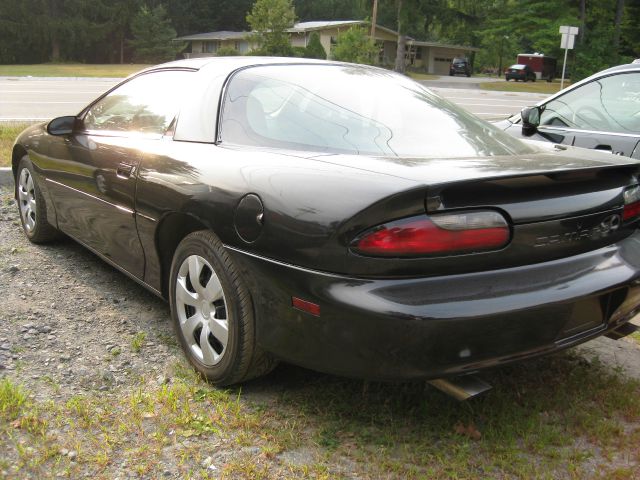 Chevrolet Camaro 1995 photo 2