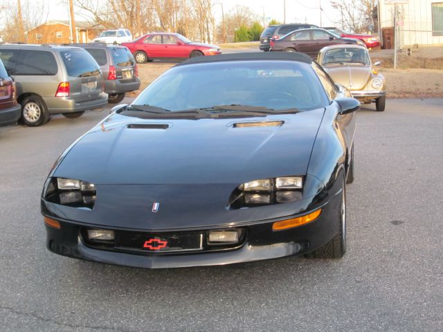 Chevrolet Camaro 1995 photo 2