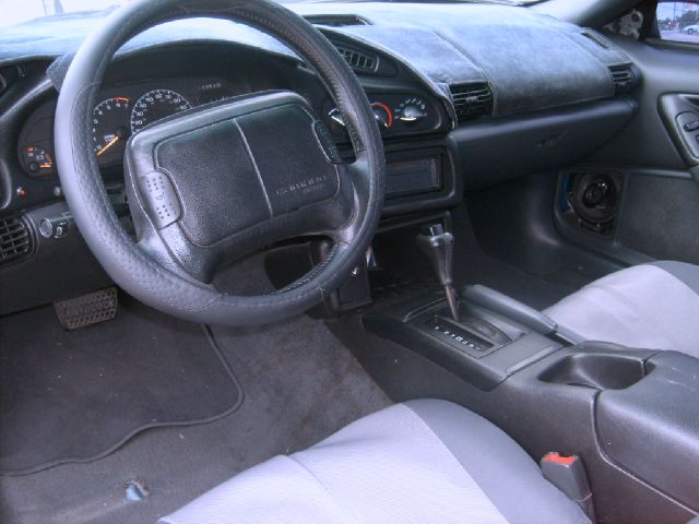 Chevrolet Camaro 1995 photo 18