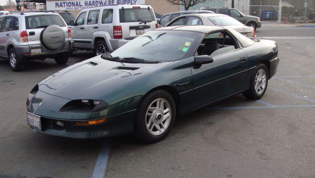 Chevrolet Camaro Base Coupe