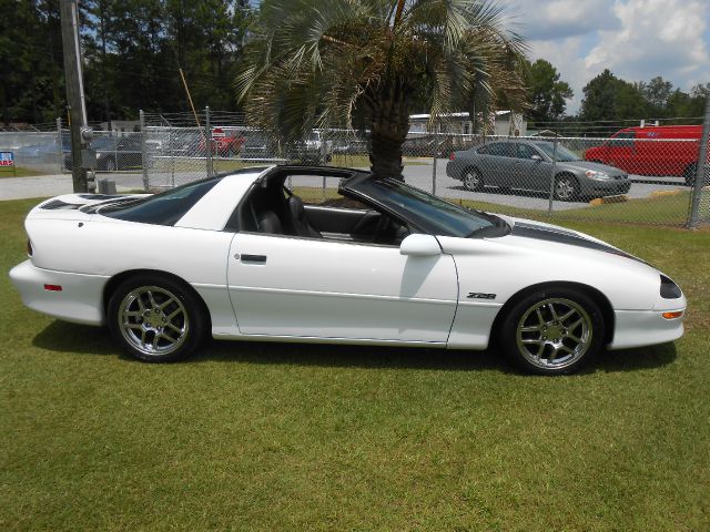 Chevrolet Camaro 1995 photo 2