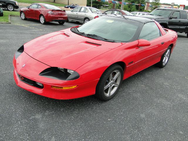 Chevrolet Camaro 1996 photo 2