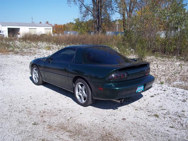 Chevrolet Camaro 1996 photo 2