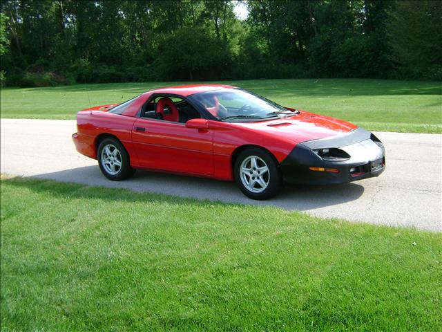 Chevrolet Camaro 1997 photo 1