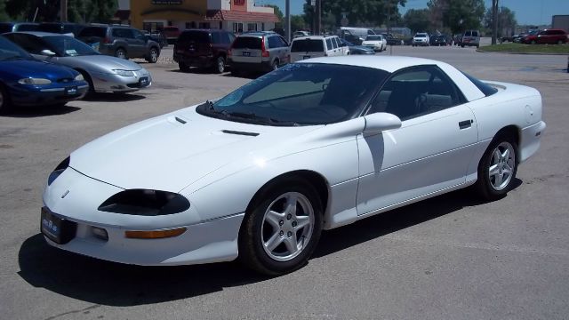 Chevrolet Camaro 1997 photo 2