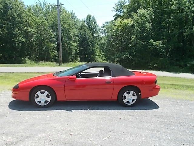 Chevrolet Camaro 1997 photo 1