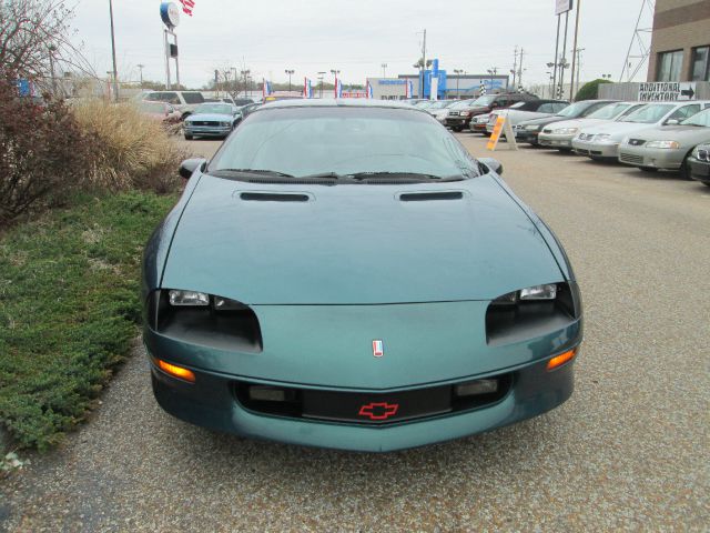 Chevrolet Camaro 1997 photo 1