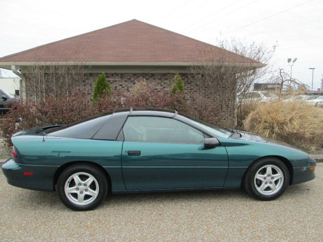 Chevrolet Camaro 1997 photo 2