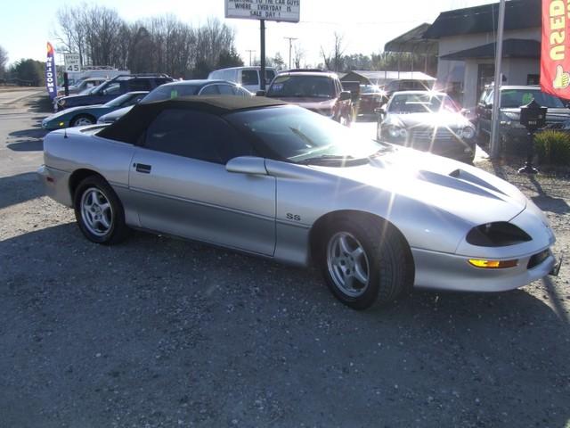 Chevrolet Camaro 1997 photo 3