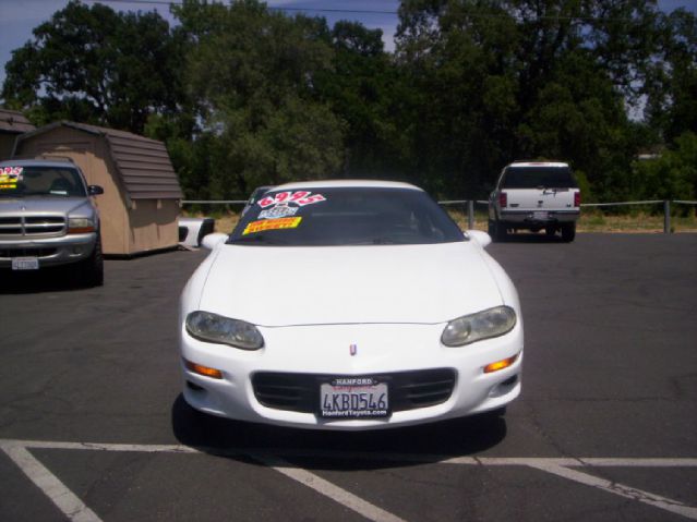 Chevrolet Camaro 1998 photo 2