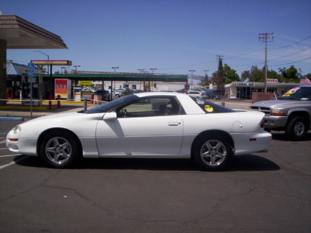 Chevrolet Camaro 1998 photo 4