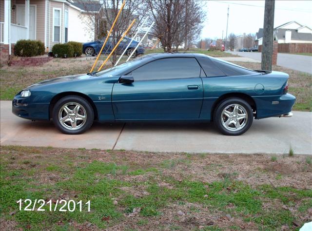 Chevrolet Camaro 1999 photo 4