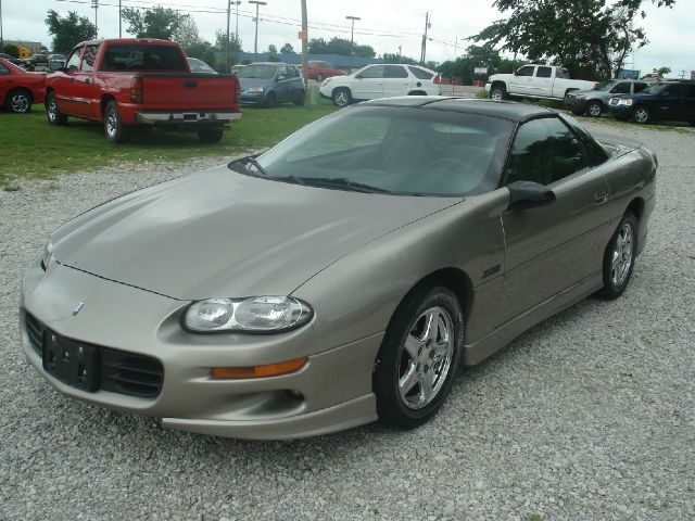 Chevrolet Camaro 1999 photo 9