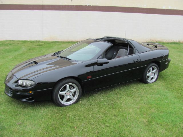 Chevrolet Camaro 1999 photo 4