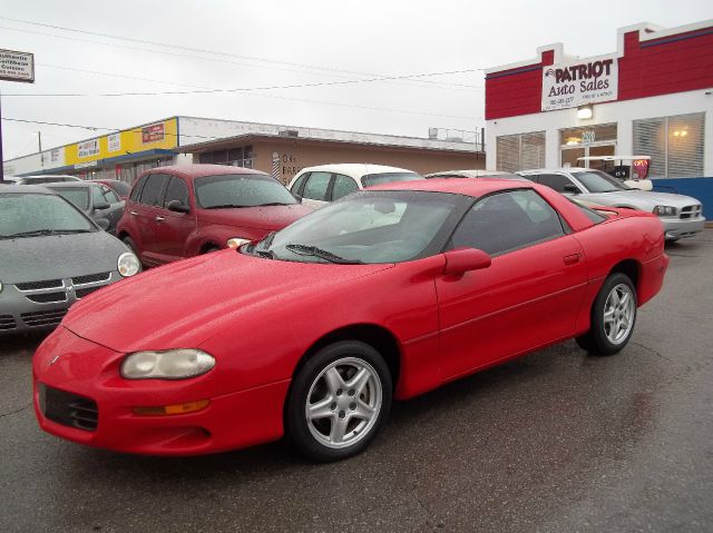 Chevrolet Camaro 1999 photo 4