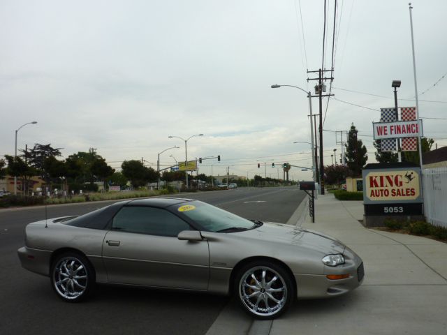 Chevrolet Camaro 2000 photo 4