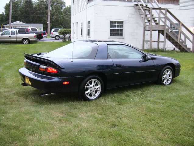 Chevrolet Camaro 2000 photo 4