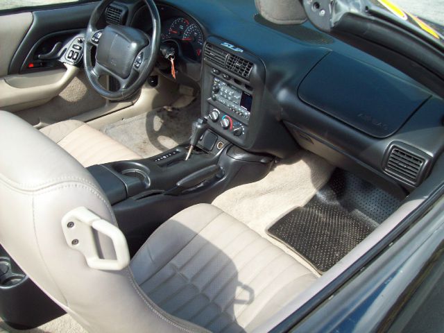 Chevrolet Camaro 2000 photo 15