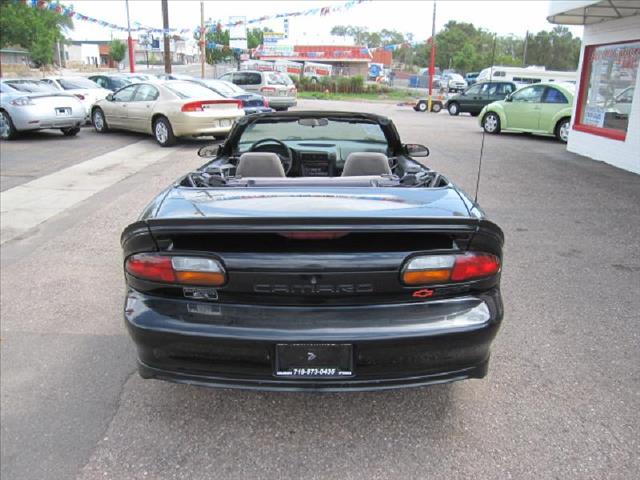 Chevrolet Camaro 2001 photo 1