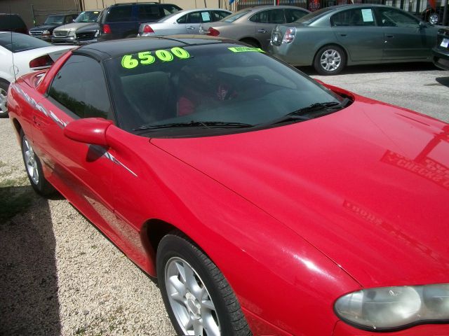 Chevrolet Camaro 2001 photo 1