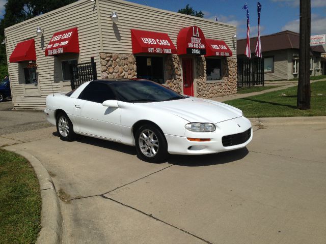 Chevrolet Camaro 2001 photo 3