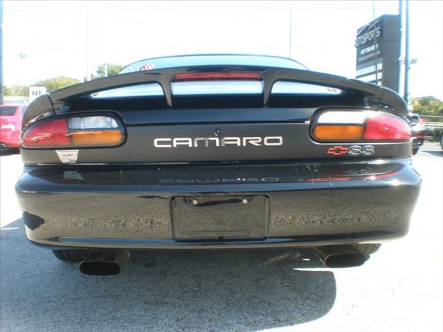 Chevrolet Camaro 2001 photo 2