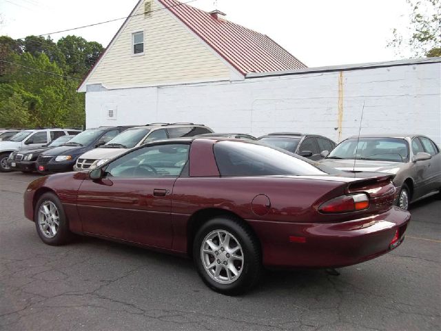 Chevrolet Camaro 2002 photo 21