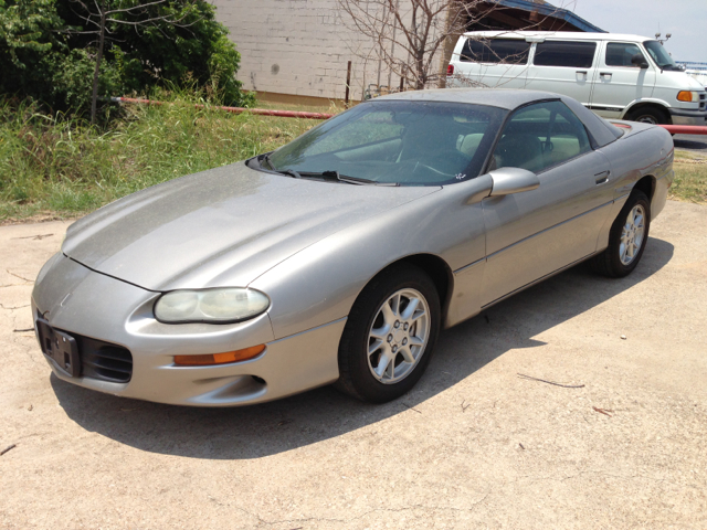 Chevrolet Camaro 2002 photo 1