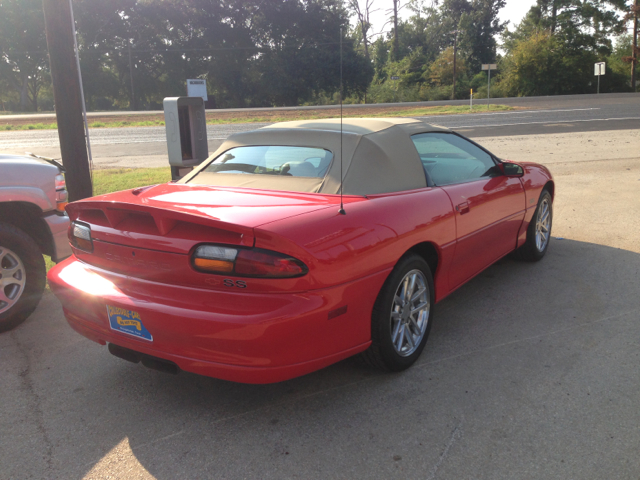 Chevrolet Camaro 2002 photo 1