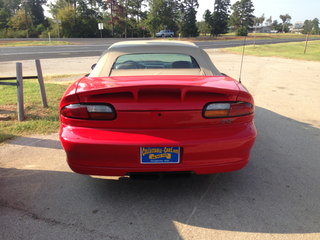 Chevrolet Camaro 2002 photo 2