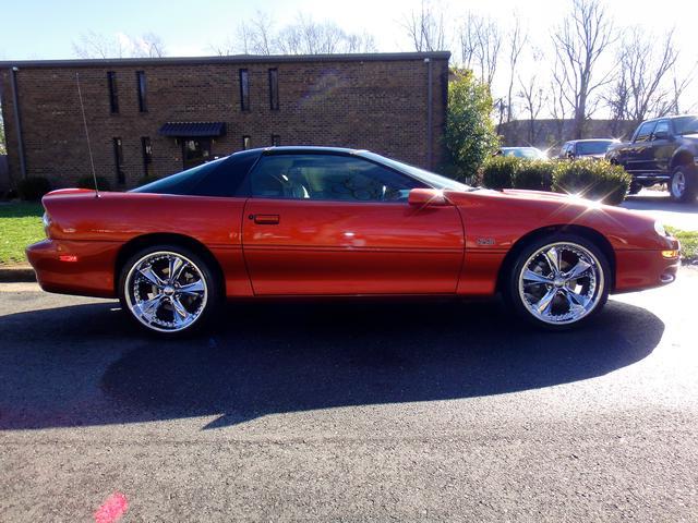 Chevrolet Camaro 2002 photo 1