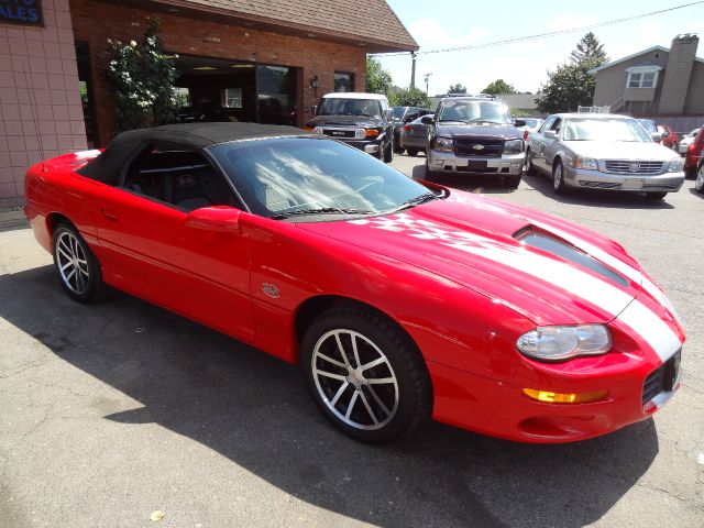 Chevrolet Camaro 2002 photo 1