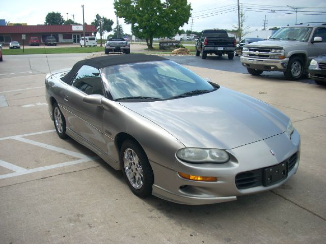 Chevrolet Camaro 2002 photo 1