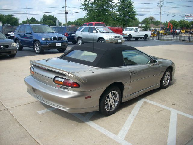 Chevrolet Camaro 2002 photo 4