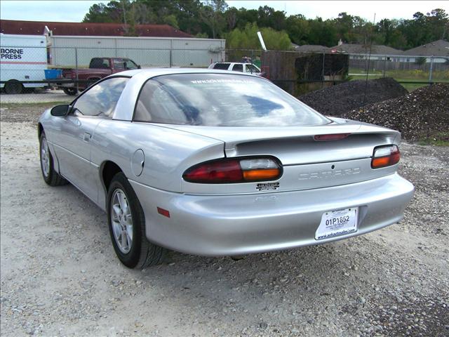 Chevrolet Camaro 2002 photo 4