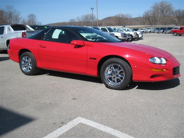 Chevrolet Camaro 2002 photo 3