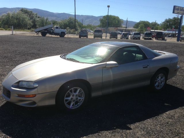 Chevrolet Camaro 2002 photo 4