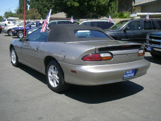 Chevrolet Camaro 2002 photo 3