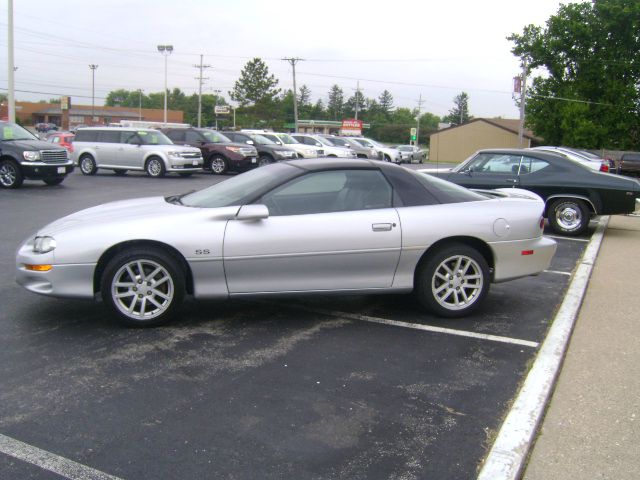 Chevrolet Camaro 2002 photo 8