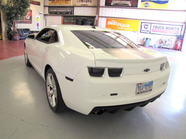 Chevrolet Camaro 2010 photo 19