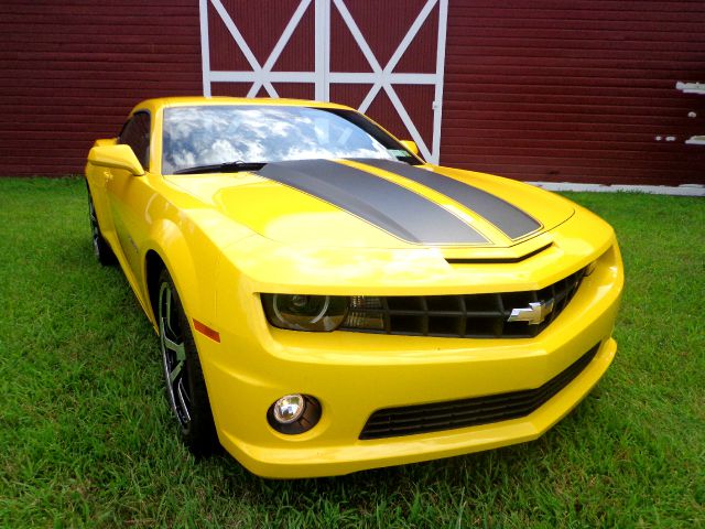 Chevrolet Camaro 2010 photo 2