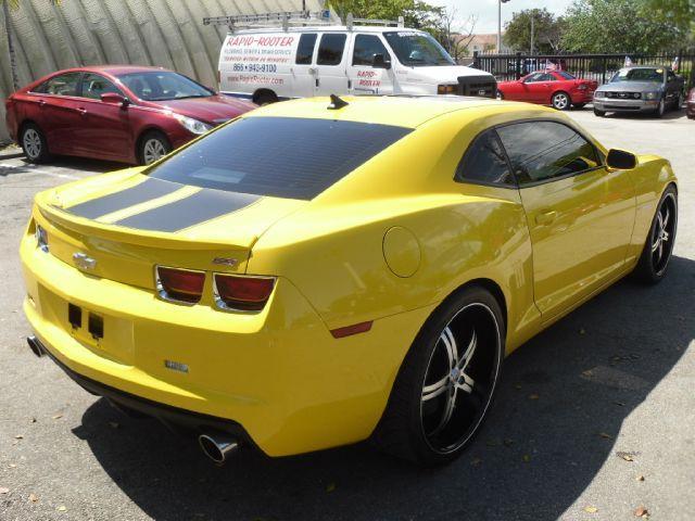 Chevrolet Camaro 2010 photo 4