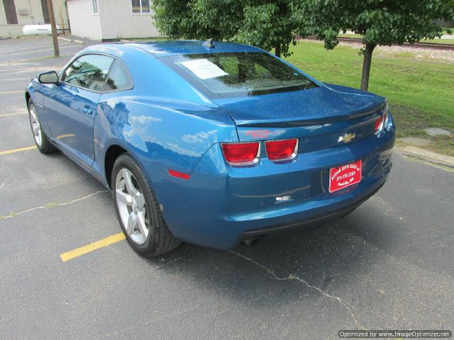 Chevrolet Camaro 2010 photo 2