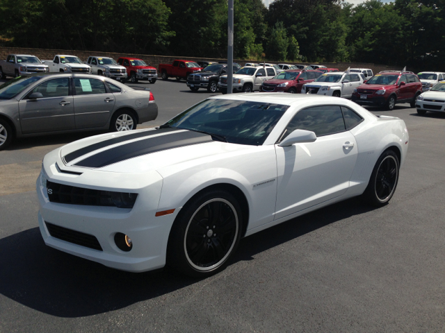 Chevrolet Camaro 2010 photo 2