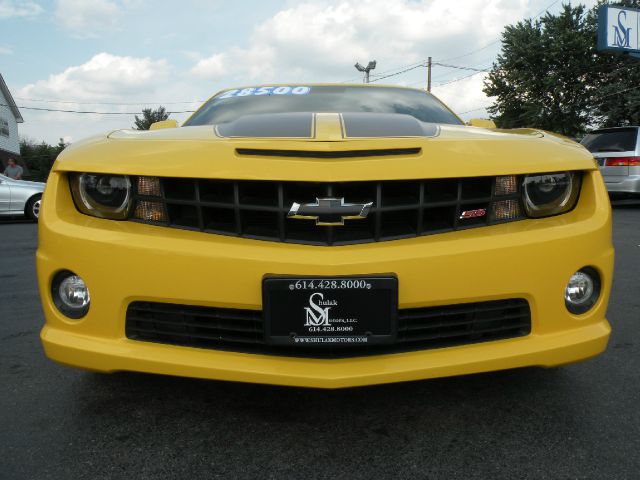 Chevrolet Camaro V6 4WD Limited W/3rd Row 4x4 SUV Coupe