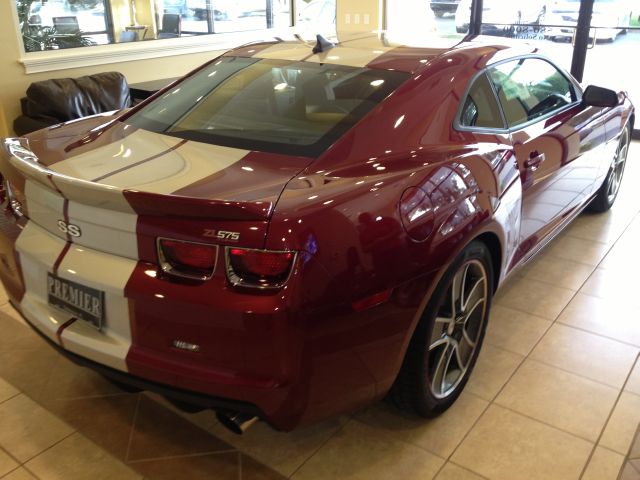 Chevrolet Camaro 2010 photo 2