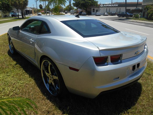 Chevrolet Camaro 2010 photo 4